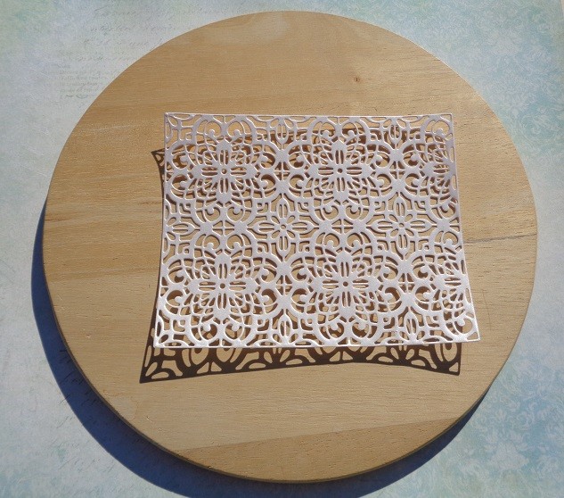 Cutting down the substrate "Lace explosion" ivory design paper mother of pearl 125 gr.