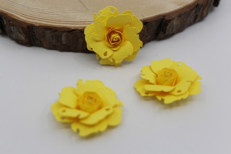 Rose "Yellow" size 3.5 cm 1 piece