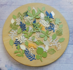 Вырубка набор листочков 55  эл. бумага дизайнерская  290гр.