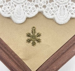 Snowflake pendant, bronze, size 2cm, 1 piece 