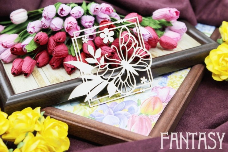 Чипборд Fantasy "Двойная рамка с бабочкой 2017" размер 7,9*6,3 см