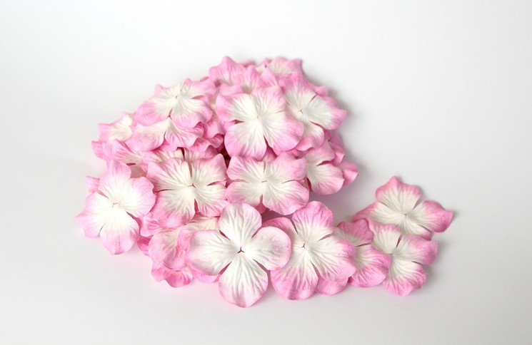 Hydrangeas "White and pink" size 5 cm 10 pcs