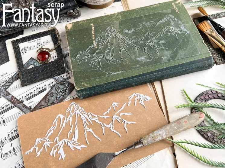 Трафарет Fantasy "Горы ", толщина пластика 0,5 мм, размер 10*21.5 см