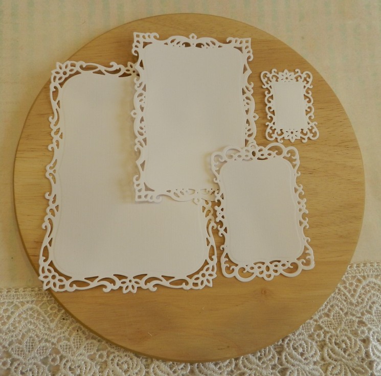 Вырубка рамки белая  бумага кардсток 290 гр.
