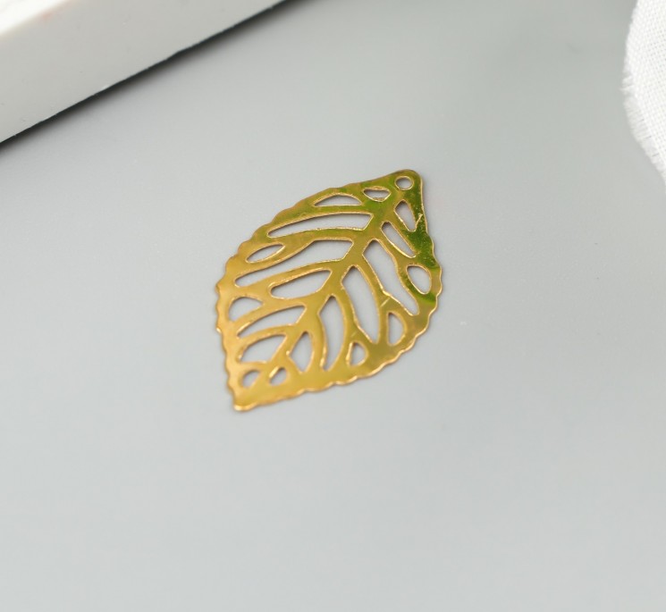 Pendant "Leaf" gold, size 2, 4x1, 4 cm, 1 pc
