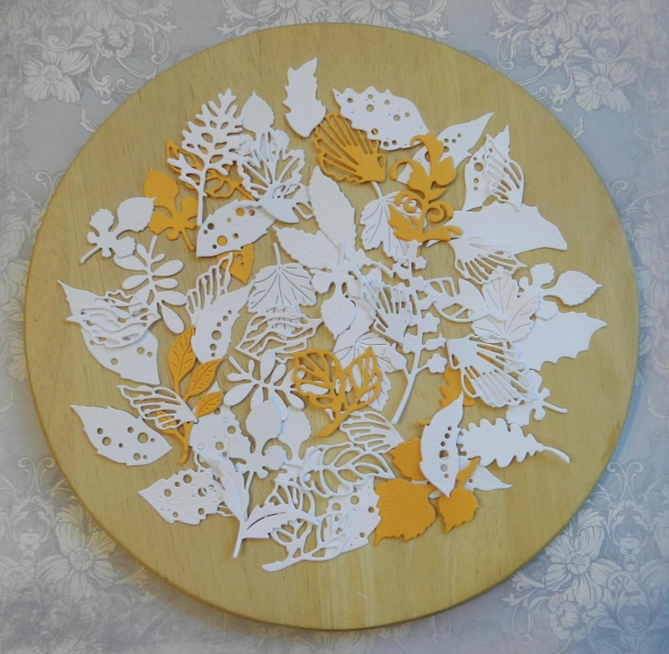 Вырубка набор листочков 55 эл. бумага кардсток 290 гр. 