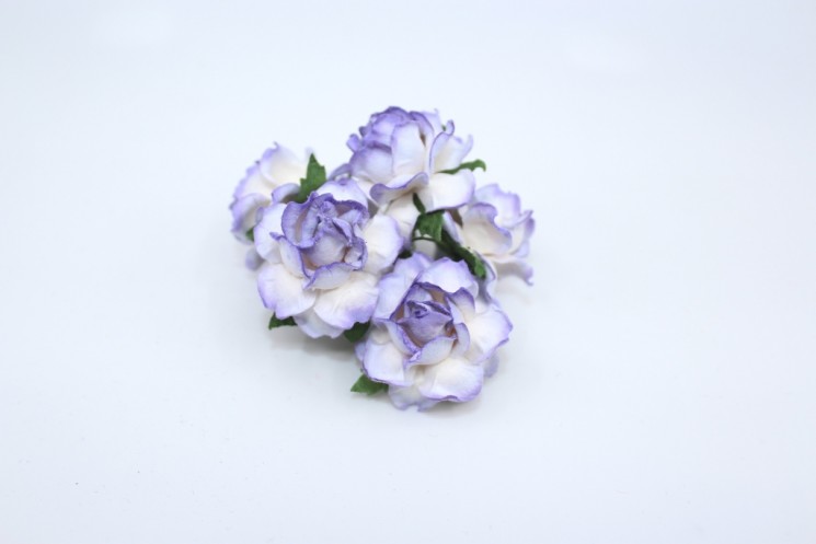 Кудрявые розы "Бело-фиолетовые-2" размер 3см, 5 шт 
