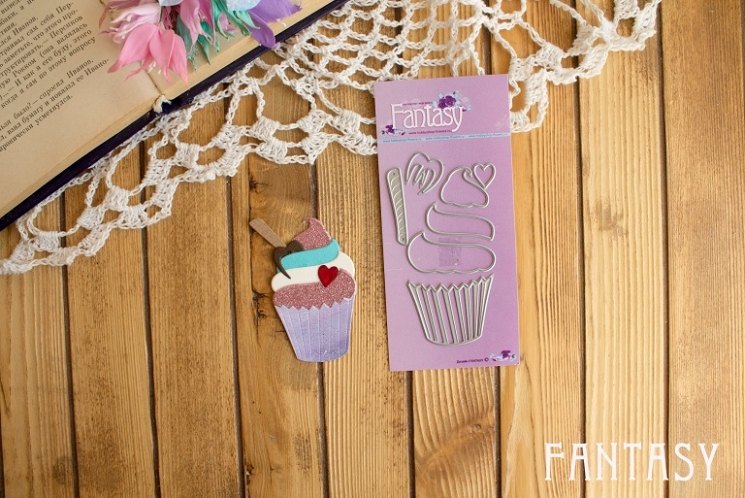 Knife for cutting Fantasy "Cupcake", size 9, 7X4 cm