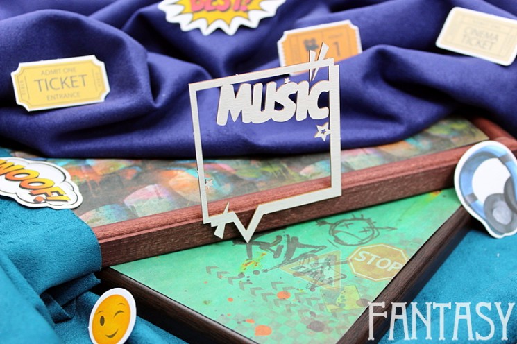 Чипборд Fantasy Комикс "MUSIC в рамке 2047" размер 6,2*8,1 см