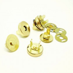 Magnetic clasp (buttons) 