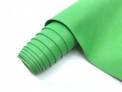 Переплётный кожзам Италия, цвет Зелёный матовый, 33Х70 см, 230 г/м2