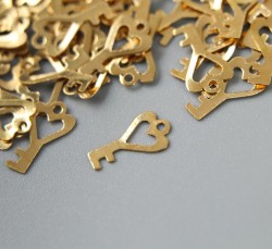 Декор для творчества металл "Ключик с сердцем", золото, размер 0,9х0,5 см, 1 шт
