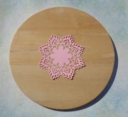 Вырубка салфетка "Павлинья" розовая матовая дизайнерская бумага 160 гр. 