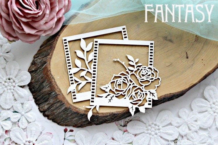 Fantasy chipboard "Roses in a frame 637" size 10*10.5 cm