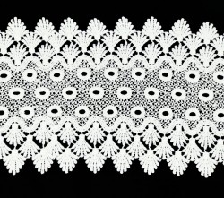 Frosted white lace guipure, width 17 cm, cut 50 cm