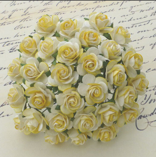 Розы "Жёлтые 2-х тоновые" размер 1,5 см, 10 шт