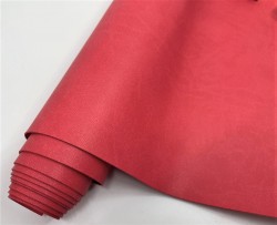 Переплётный кожзам Италия, цвет Королевский красный, 33Х70 см