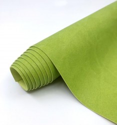 Переплётный кожзам Италия, светло зеленый, матовый,размер 33Х70 см, 230 г/м2 
