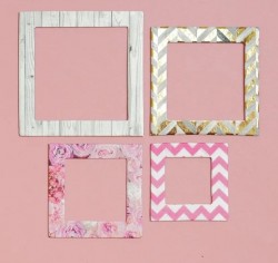 Set of decorative frames with foil 