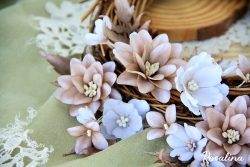 Набор цветов из ткани ручной работы Rosalina "Капучино", 21 цветок + 8 листочков, размер от 1,5 до 5 см