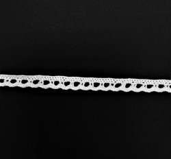 Кружевная лента "Белая 21", ширина 6 мм, длина 90 см
