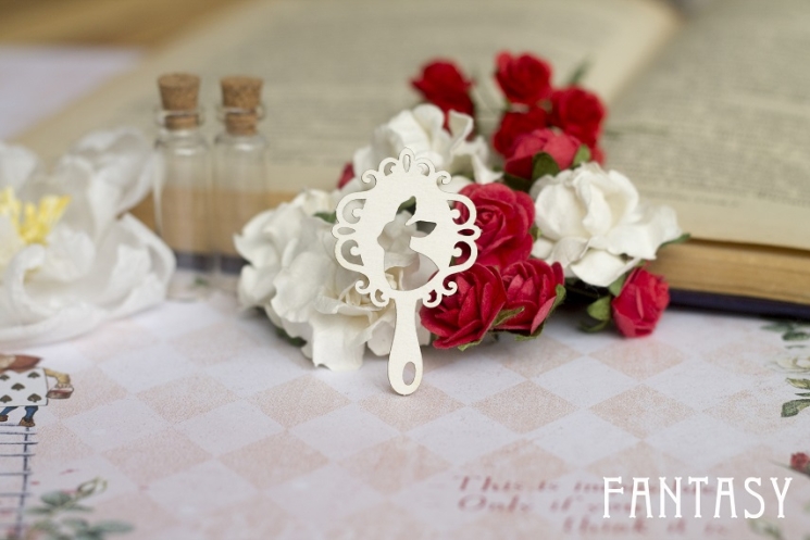 Чипборд Fantasy "Алиса 121" размер 4,5*2,7 см