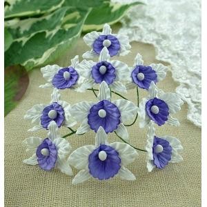 Орхидея "Бело-сиреневая" размер 3,3Х4 см 1 шт