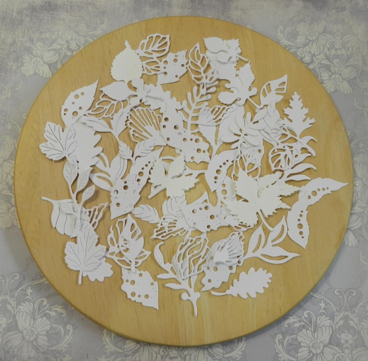 Вырубка набор листочков 55 эл. бумага кардсток 290  гр.