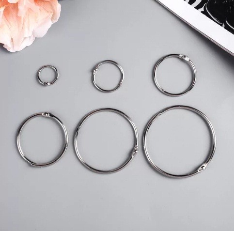A set of rings for the album "ArtUzor", 2;3;4;5;5,5 cm, metallic, 6 pieces