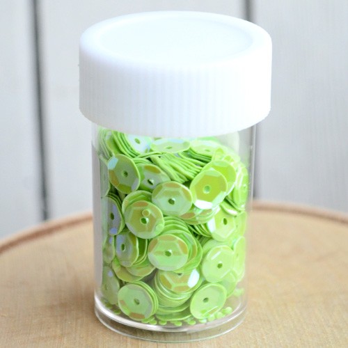 Пайетки круглые граненые АртУзор "Зеленые", 4 гр