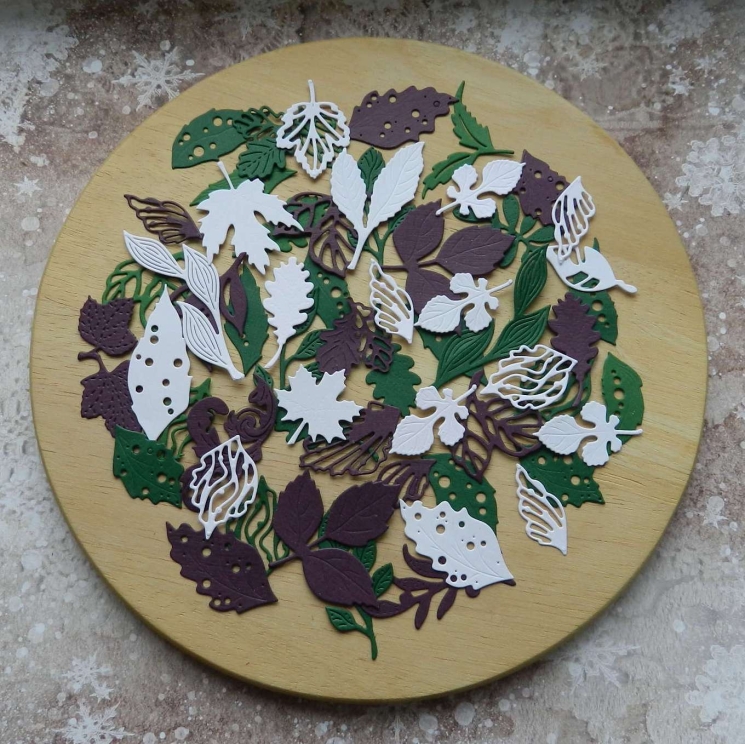 Вырубка набор листочков 55 эл. бумага  кардсток 290 гр.