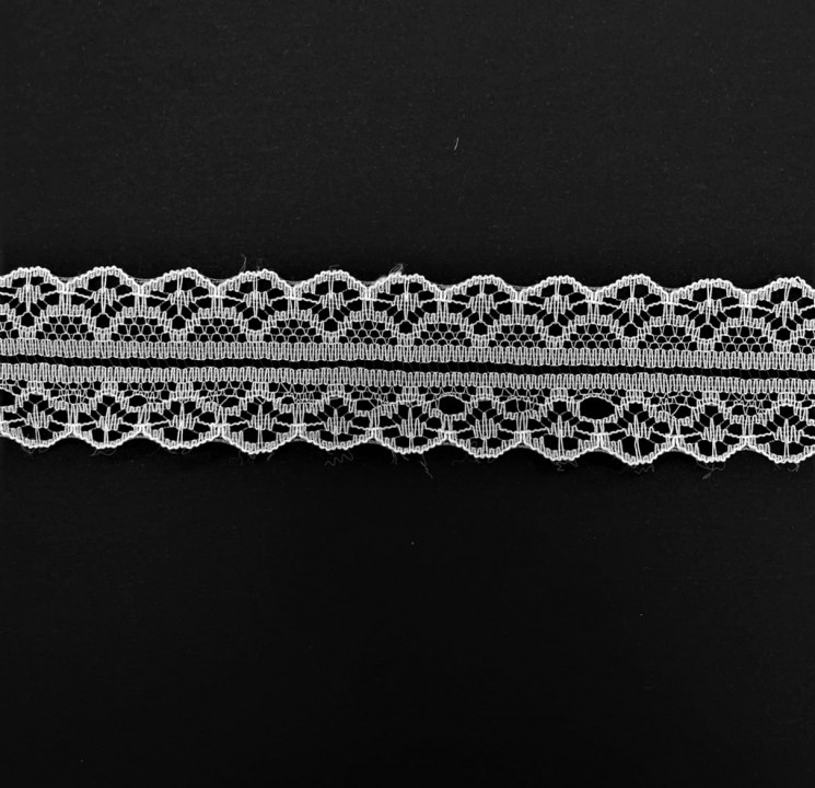Lace "White 10", width 30 mm, length 90 cm