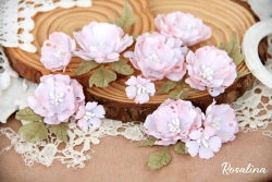 Набор цветов из ткани ручной работы Rosalina "Нежное счастье", 11 цветочков + 6 листочков, размер от 2 см до 4 см